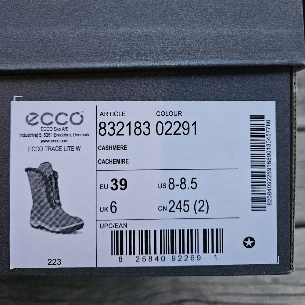ECCO Women's Trace Lite Women's Boot